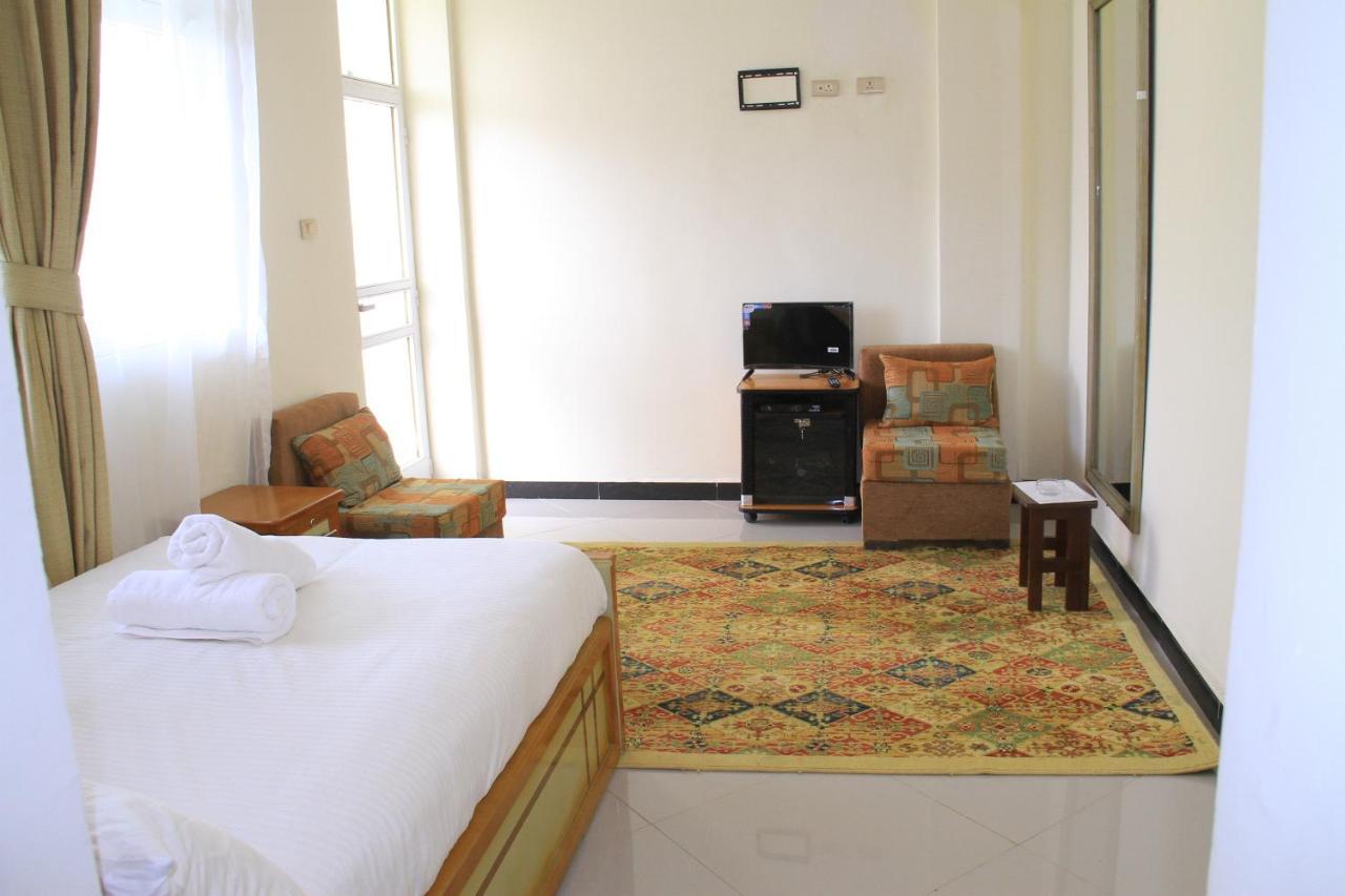 Avi Pension Addis Abeba Buitenkant foto